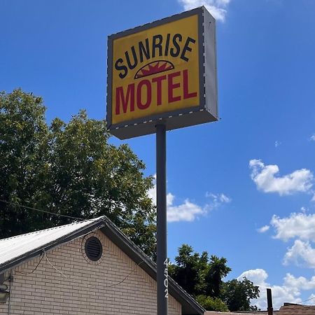 Sunrise Motel San Antonio Exterior photo